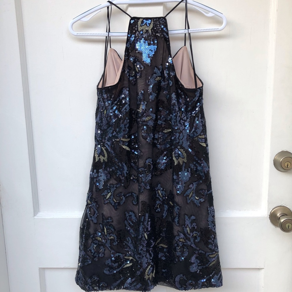 💙 SEQUIN BLUE MINI DRESS - Picture 5 of 6